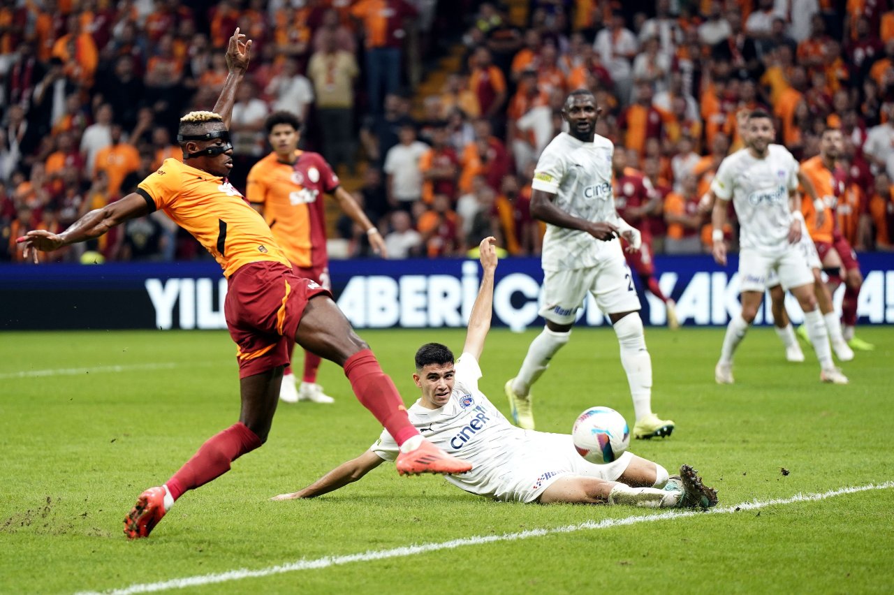 kasimpasa-ile-galatasaray-42-randevuda.jpg