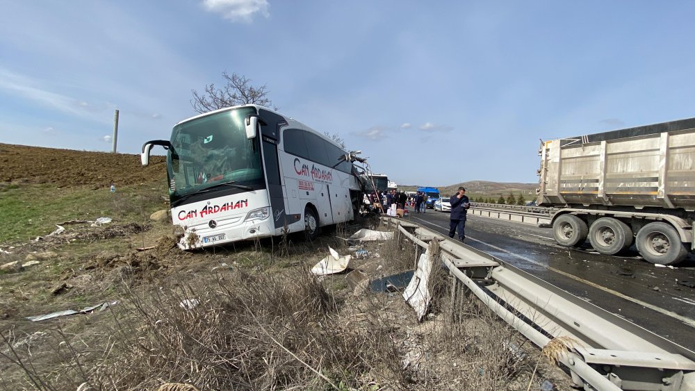 Feci kaza! 11 yaralı