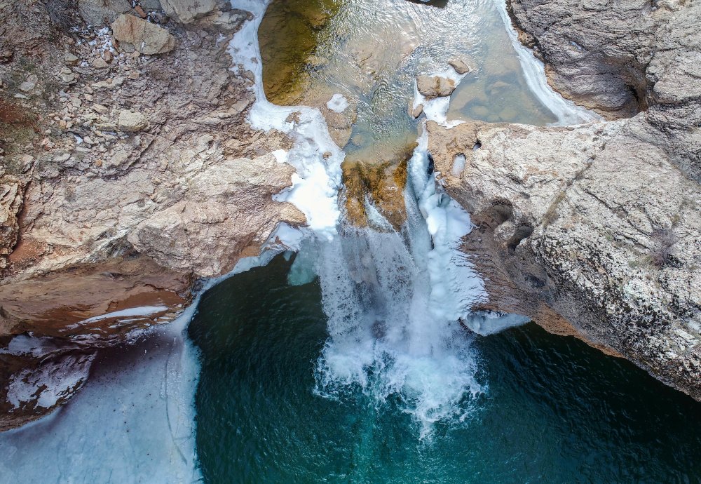 Konya'daki şelale buz tuttu! Eksi 18 derece