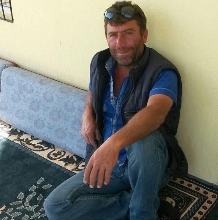 Tır, yolda duran kamyonete çarptı: Şoför hayatını kaybetti