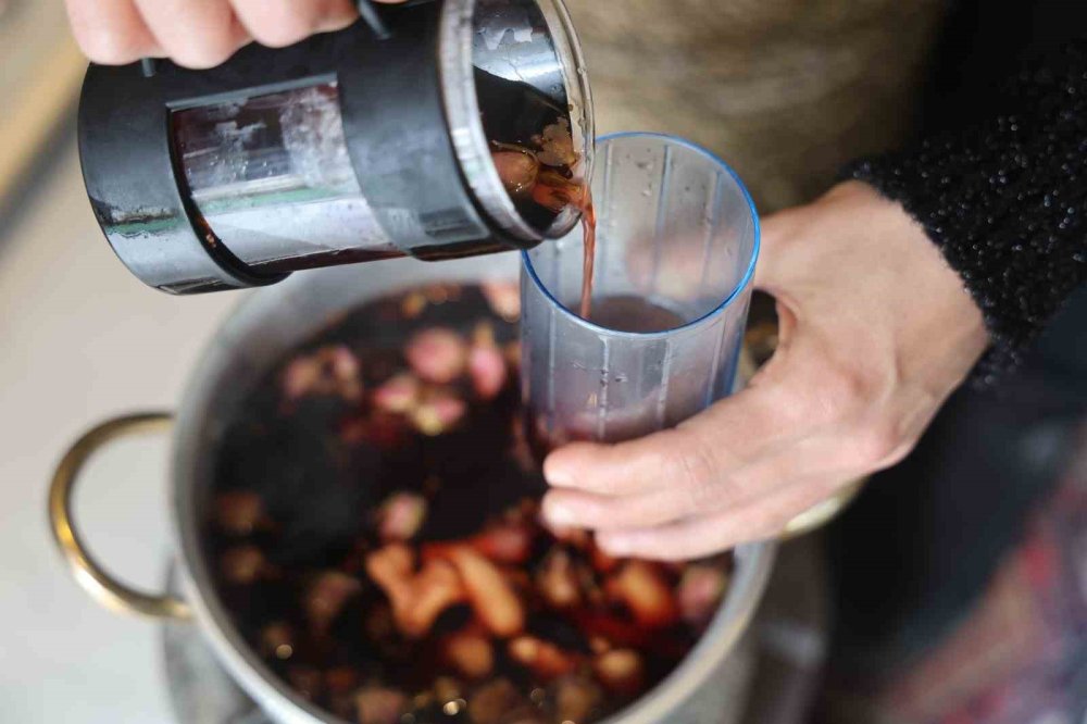 7'den 70'e herkes tüketebilir... Osmanlı’dan günümüze uzanan 8 karışımlı şerbet!