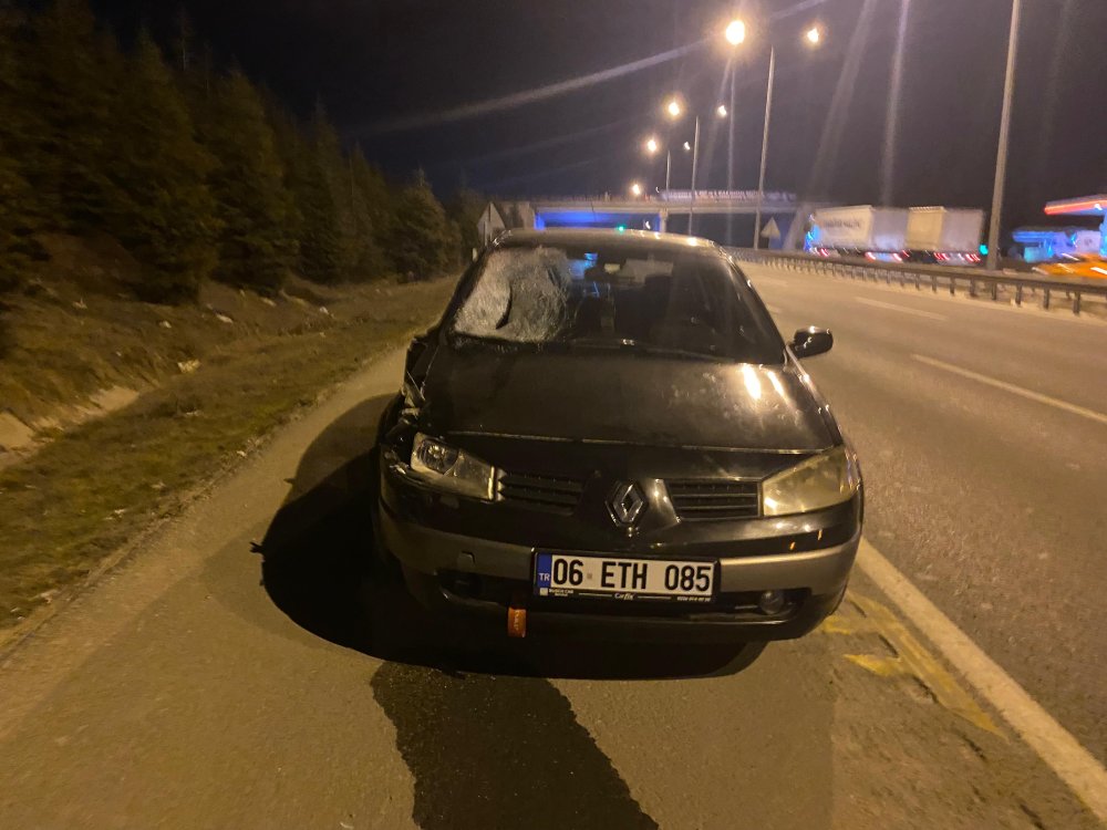 Yolun karşısına geçmek istedi... Otomobilin çarptığı yaya öldü