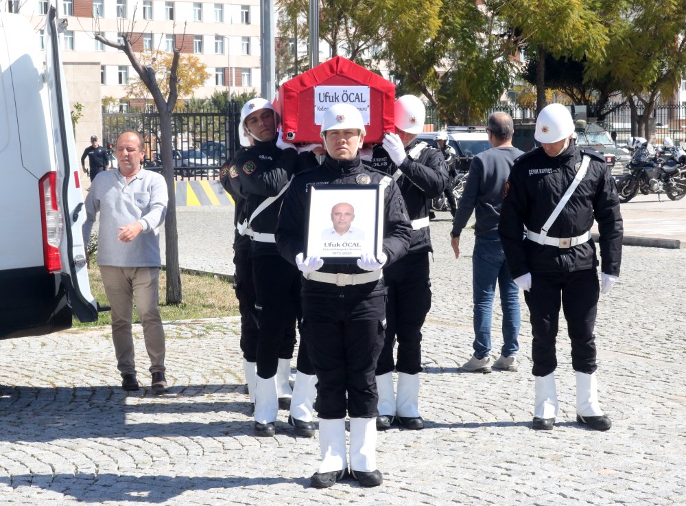 Hayatını kaybeden 52 yaşındaki başpolise veda