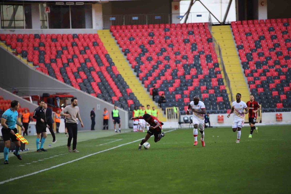 Gaziantep FK evinde güldü, seri 3 maça çıktı