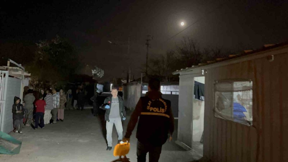 Tartıştığı babasını tüfekle vurarak öldürdü