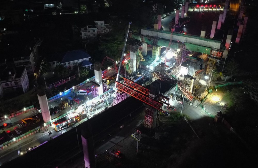 Tayland'da köprü inşaatı çöktü: 7 ölü, 30 yaralı