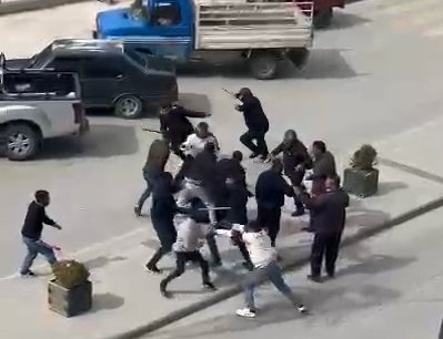 Konya'da iki grup arasında bıçaklı, sopalı kavga... Yaralılar var