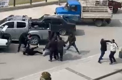 Konya'da iki grup arasında bıçaklı, sopalı kavga... Yaralılar var