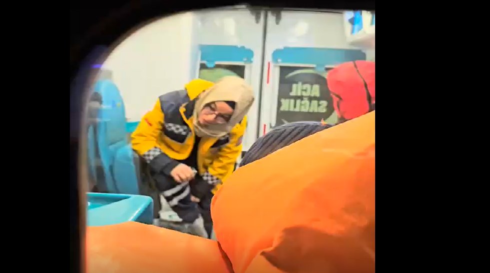 Ankara-Konya kara yolundaki kazada yaptıkları ödül kazandırdı