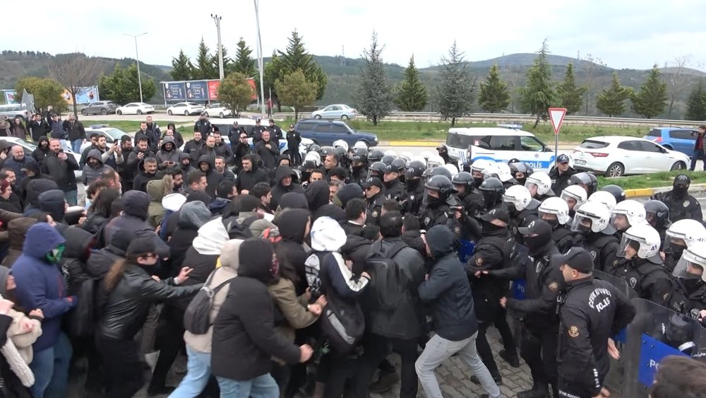 Kocaeli Üniversitesi’ndeki Ekrem İmamoğlu hareketliliği... 6 kişi gözaltına alındı