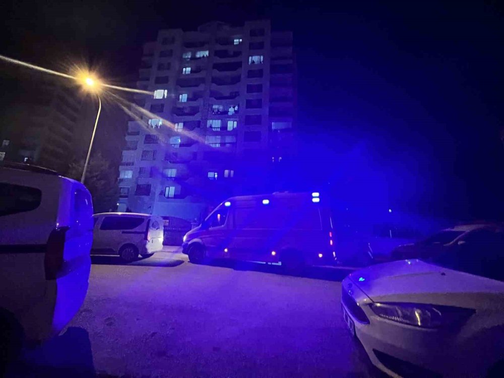 Konya'da silahını temizleyen adam yanlışlıkla eşini vurdu