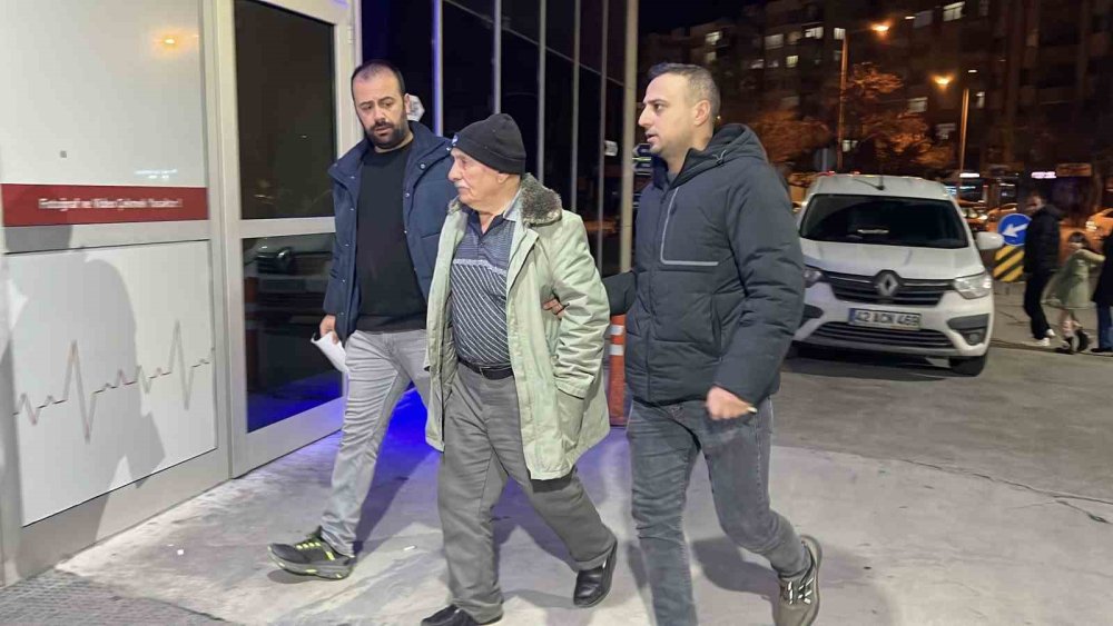 Konya'da silahını temizleyen adam yanlışlıkla eşini vurdu