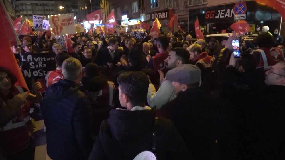 Konya'da ortalık birbirine girdi! 16 gözaltı, 1 polis yaralı