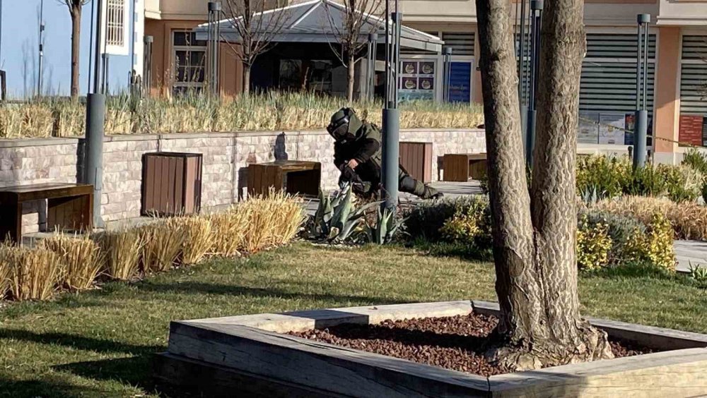 Konya'da şüpheli paket paniği: Fünye ile patlatıldı