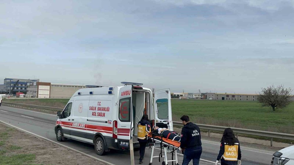 4 araç birbirine girdi: 1 yaralı