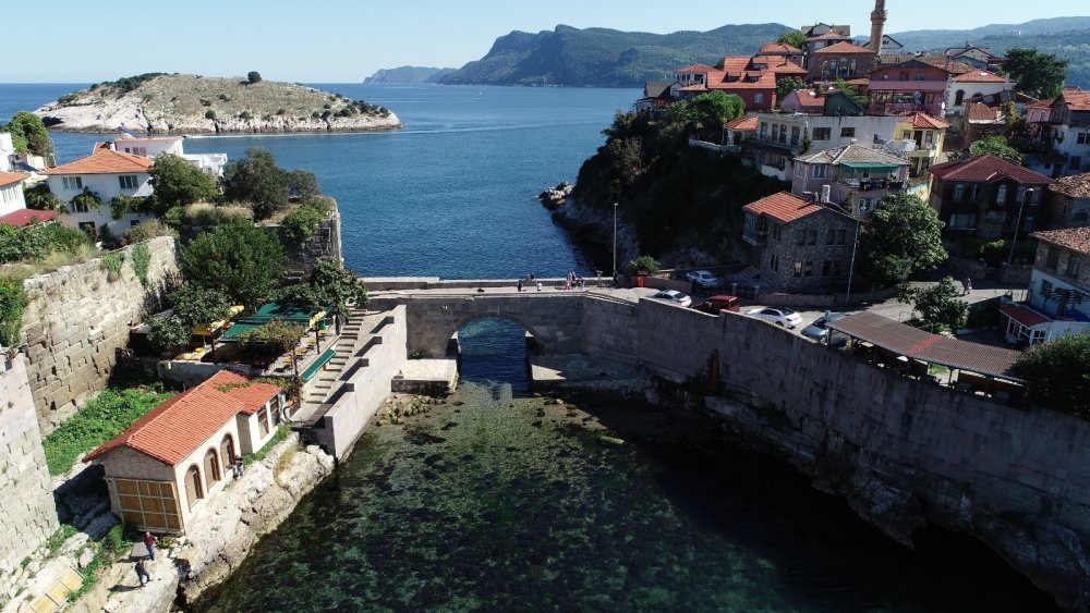 6 bin nüfuslu şirin ilçeye akın ettiler! Bayram rezervasyonları yüzde 90'a ulaştı