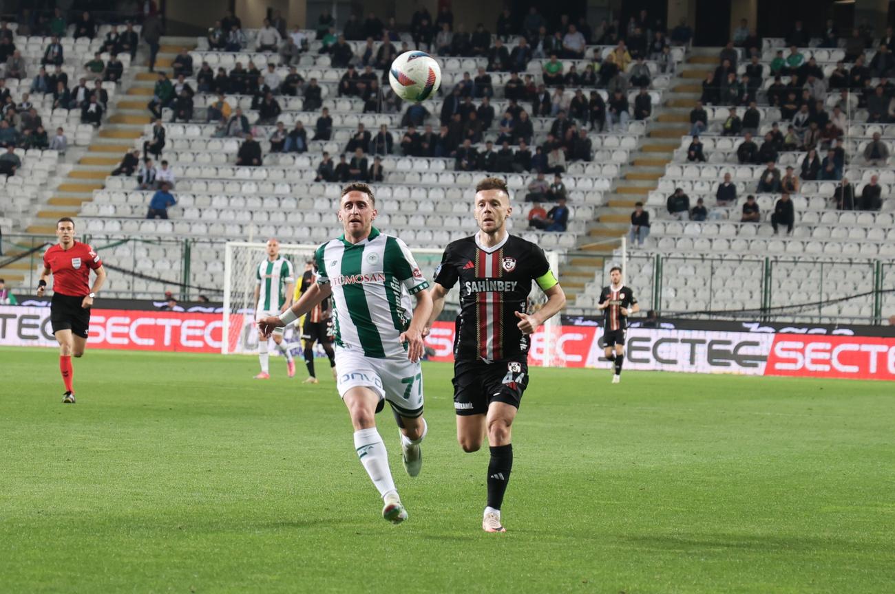 konyaspor-ilki-basardi-1.jpg