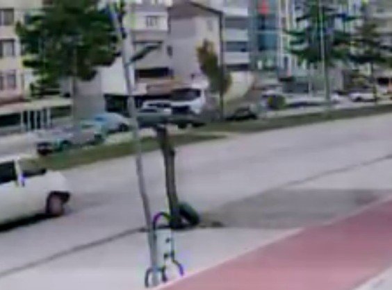 Konya’da beton mikseri ile otomobil çarpıştı