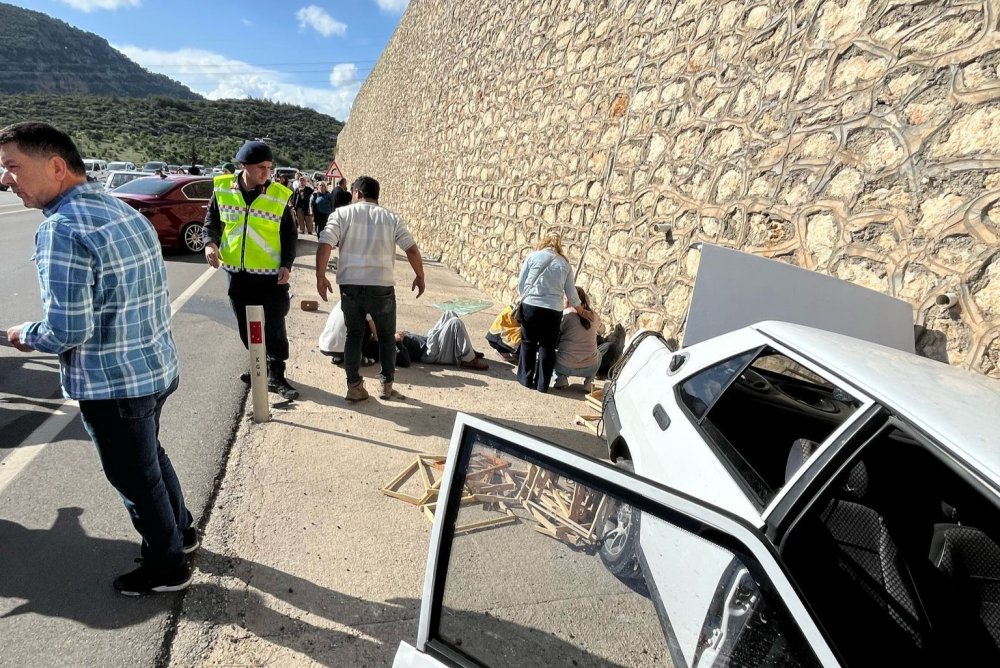 Mersin’de zincirleme kaza: 1 ölü, 9 yaralı
