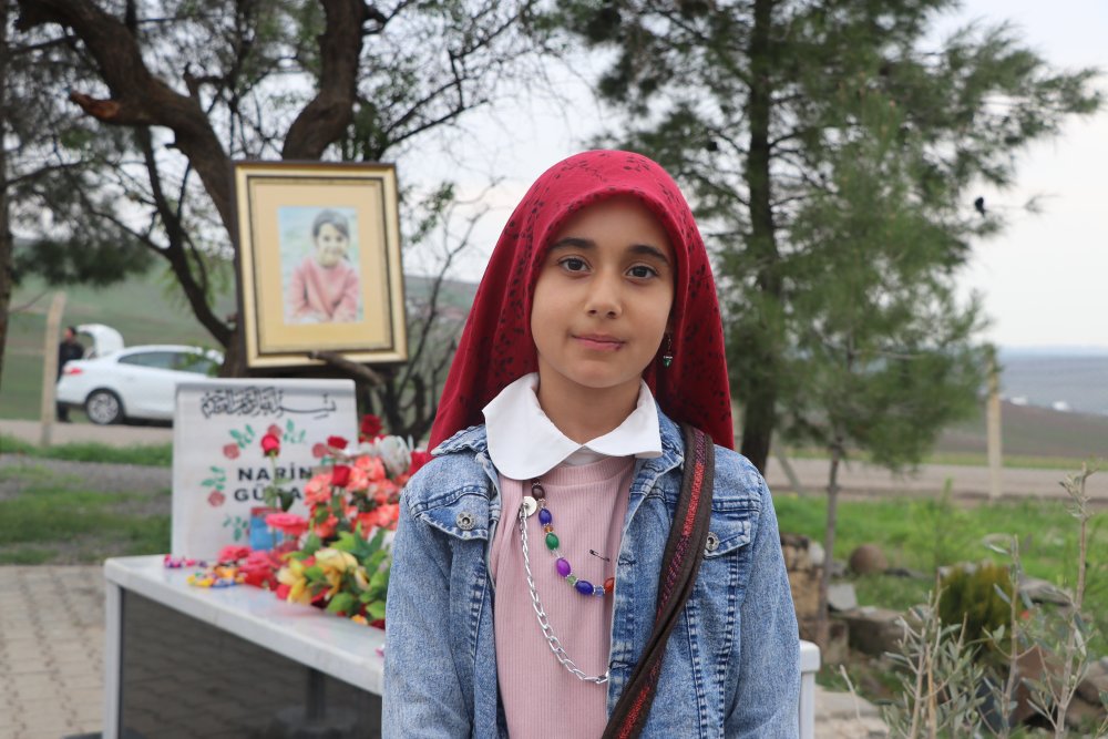 Narin Güran ve Rojin Kabaiş'in mezarlarına ziyaretçi akını