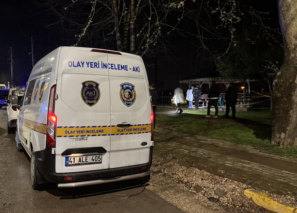 Parktaki tartışmada göğsünden vurulan kişi kurtarılamadı