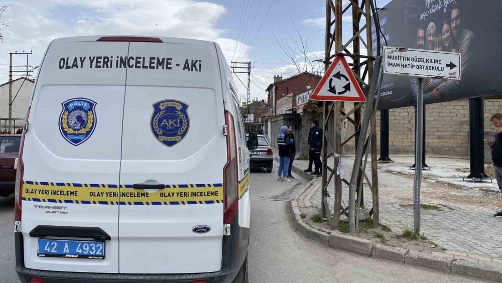 Konya'da sürücü ateş ortasında kaldı! Ensesinden vuruldu