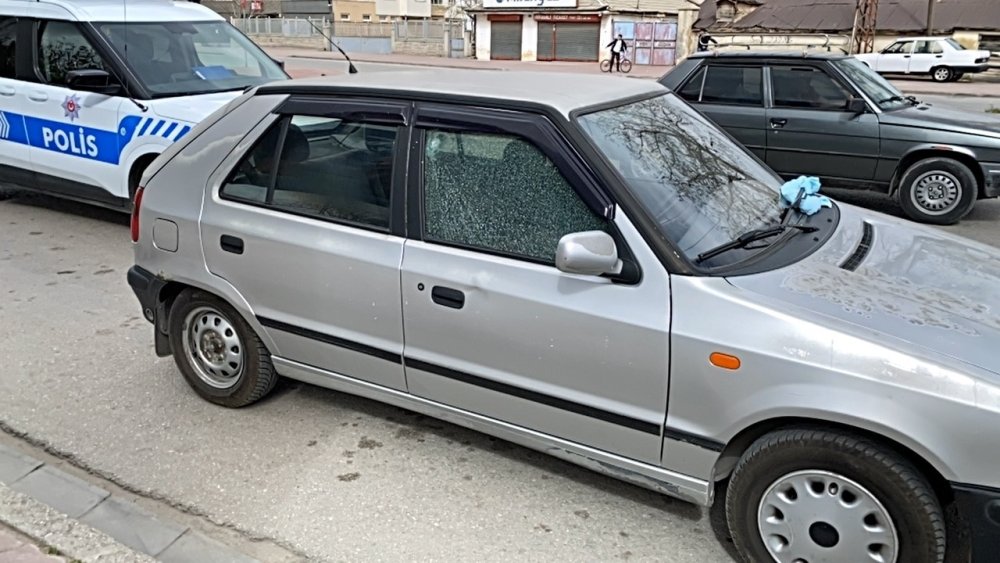 Konya'da sürücü ateş ortasında kaldı! Ensesinden vuruldu