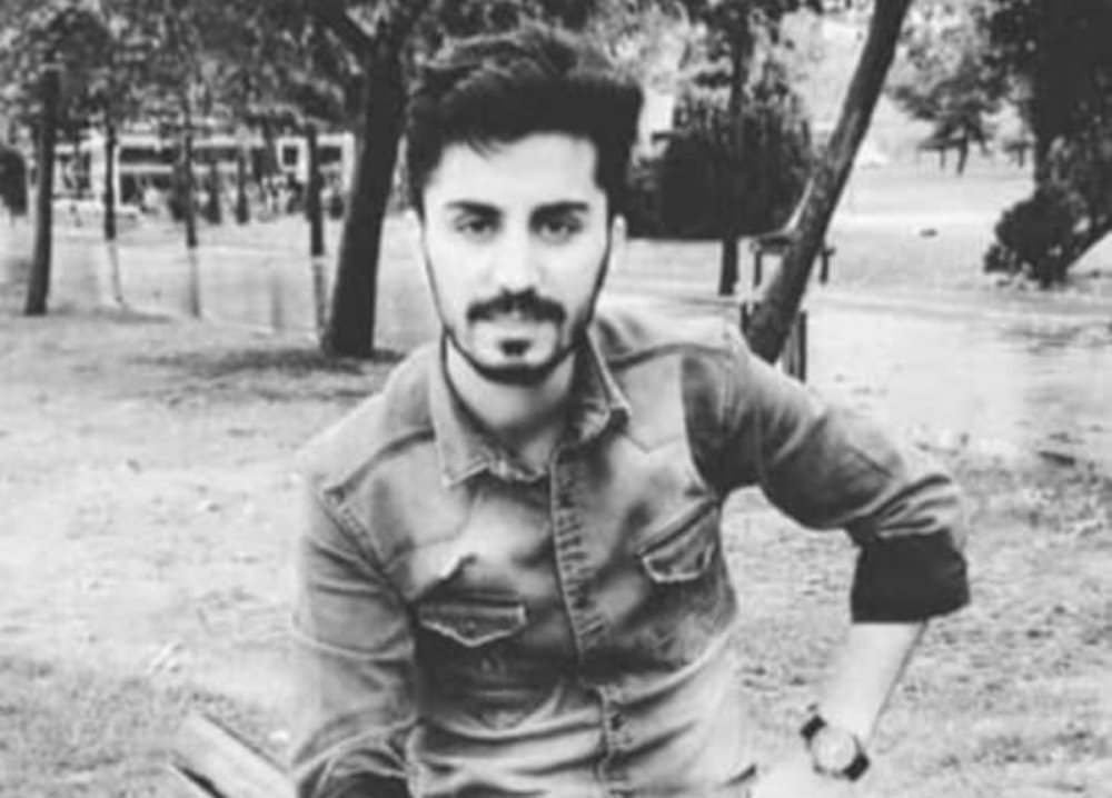 Havaya ateş edenleri uyardı; çıkan tartışmada öldürüldü