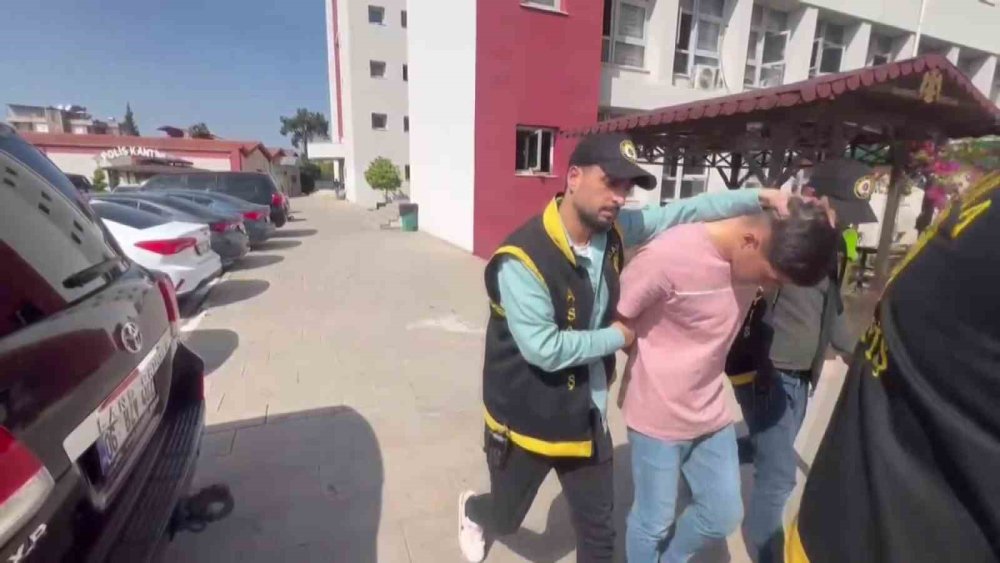 İş yerine 57 kurşun sıktılar