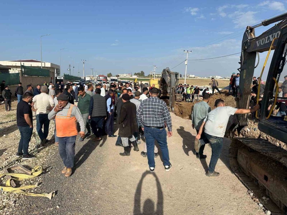 4 işçi göçük altında kaldı!