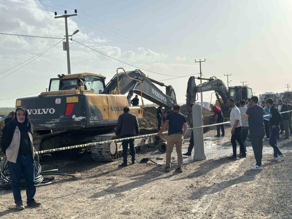 4 işçi göçük altında kaldı!