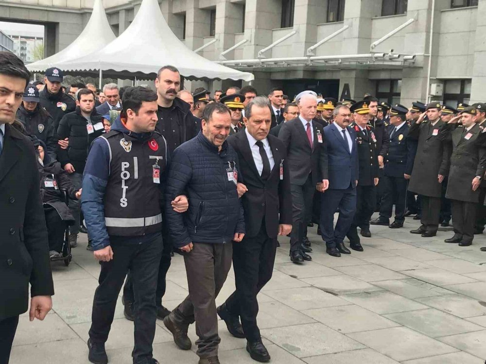 Şehit bekçi için tören düzenlendi