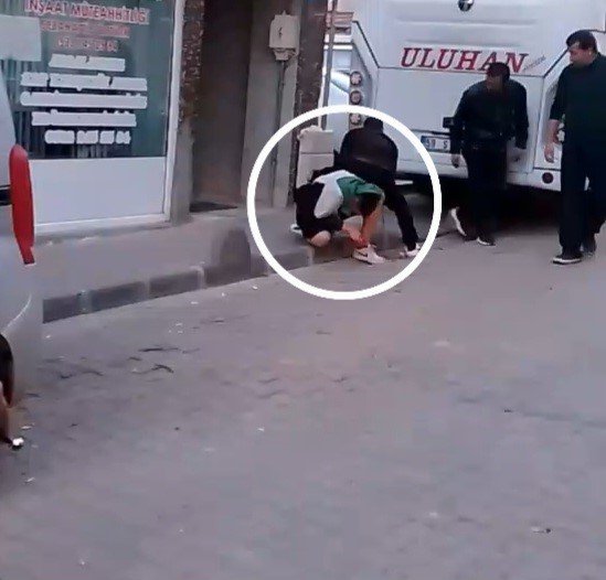 14 yaşındaki çocuğun elinde torpil patladı