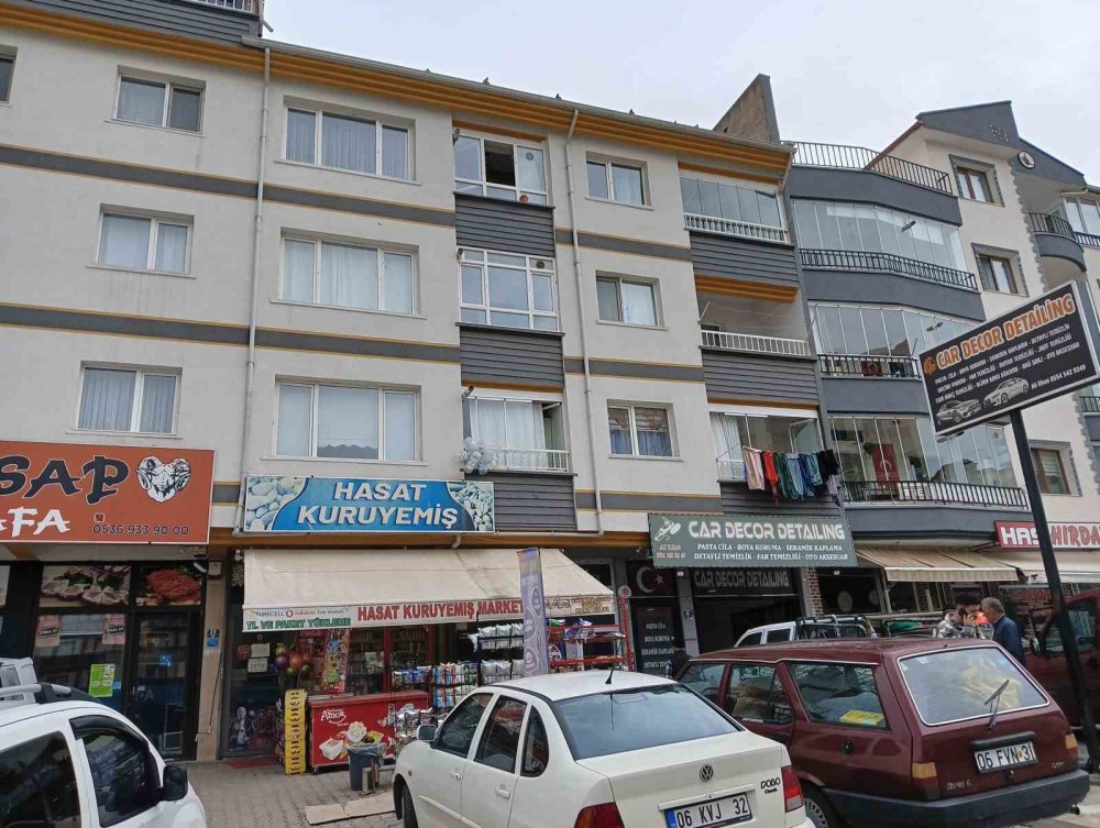 Apartman boşluğuna düşen 14 yaşındaki lise öğrencisi, hayatını kaybetti