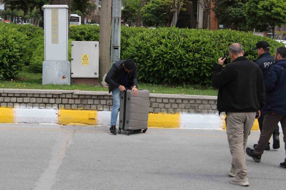 Minibüsten düştü, ekipleri harekete geçti