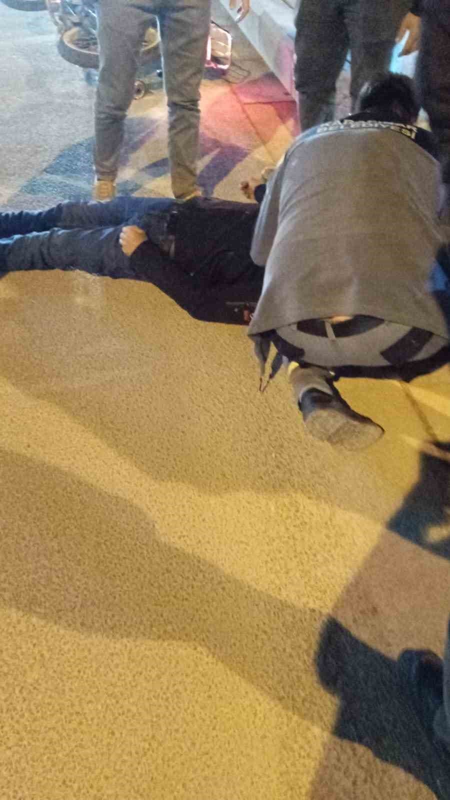 Konya’da devrilen motosikletteki 2 kişi yaralandı