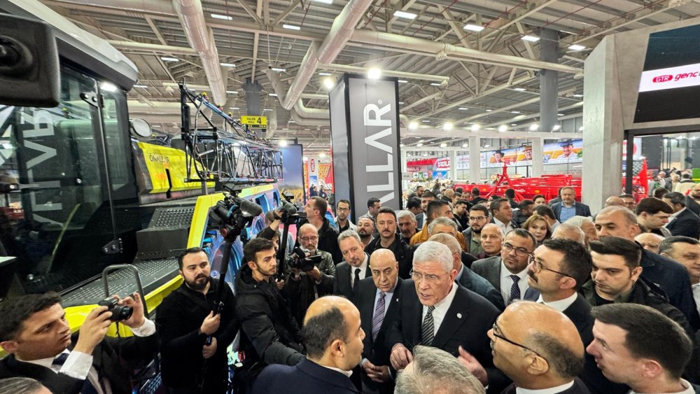 İYİ Parti Genel Başkanı Dervişoğlu, Konya Tarım Fuarı'nı ziyaret etti