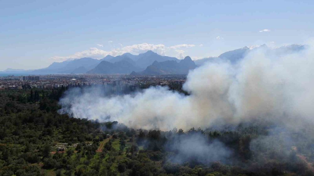 Antalya’nın akciğerlerinde korkutan yangın