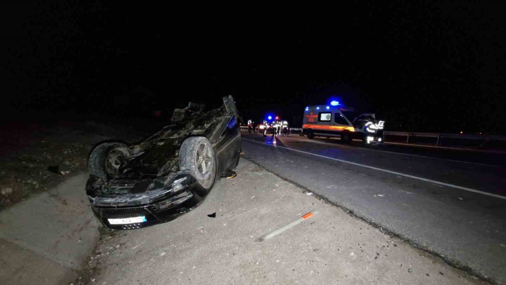 Karaman-Konya kara yolunda lüks araçlar çarpıştı: 1 ölü, 2 yaralı