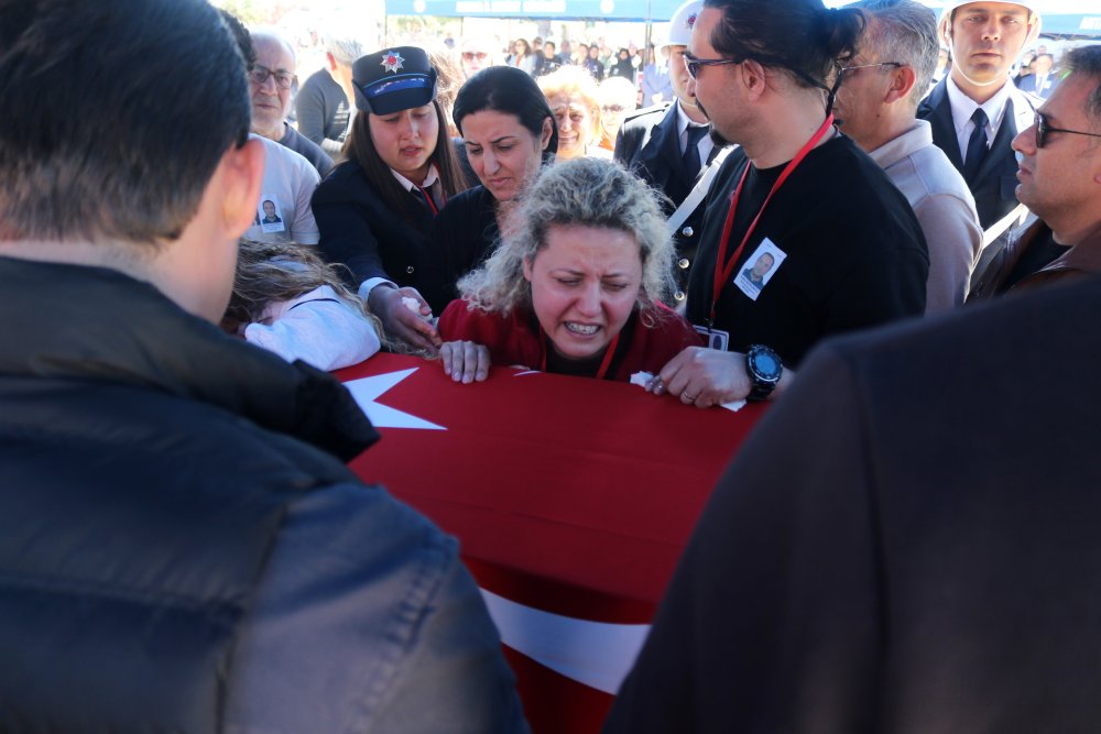 İhbara giden polis memuru kalp krizi geçirip, şehit oldu (2)