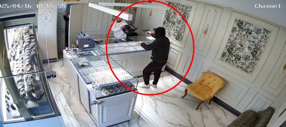 Kuyumcu, silahlı soygun girişimini ‘şaka’ sandı; şüpheli ateş edip kaçtı