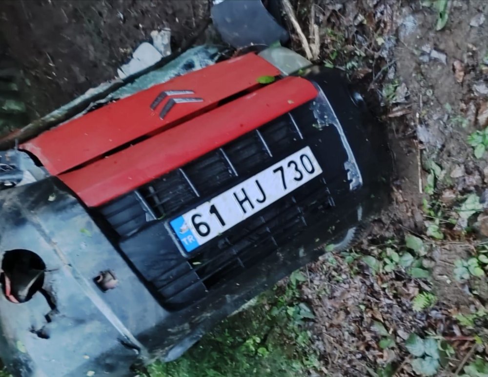 Düğün dönüşü trafik kazası: 2 ölü