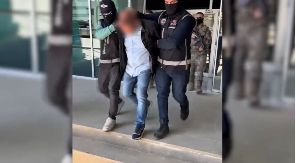 Kırmızı bültenle aranan 3 şüpheli, yurt dışında yakalandı