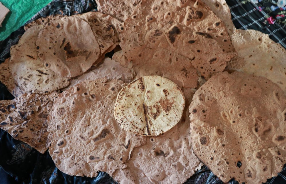 Konya'da ekmeklerini taştan değil armuttan çıkarıyorlar