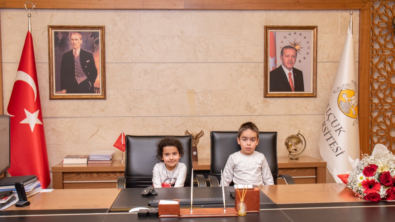 selcuk-universitesinin-minik-rektorleri-1.jpg