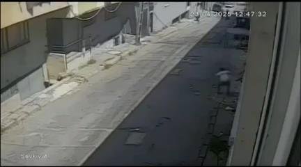 İstanbul'da deprem anında işçi 1'inci kattan atladı