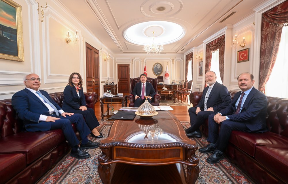 Adalet Bakanı Tunç, DEM Parti heyeti ile görüştü! İlk açıklamalar