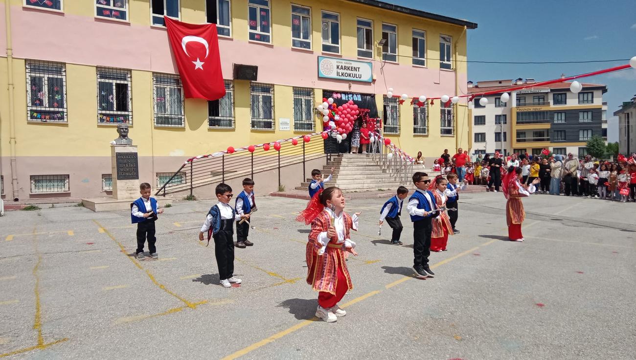 karkent-ilkokulunda-2.jpeg