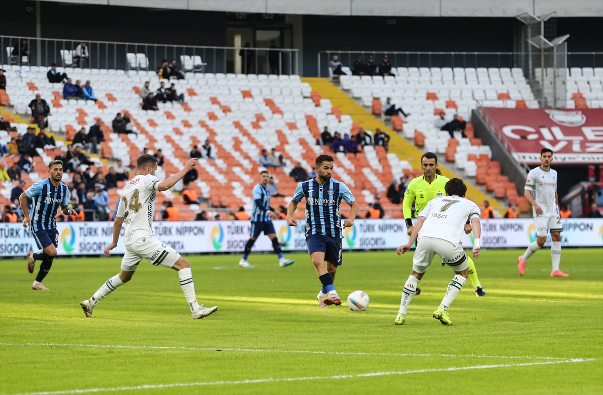 aa-20241130-36341703-36341697-adana-demirspor-tumosan-konyaspor-001.jpg