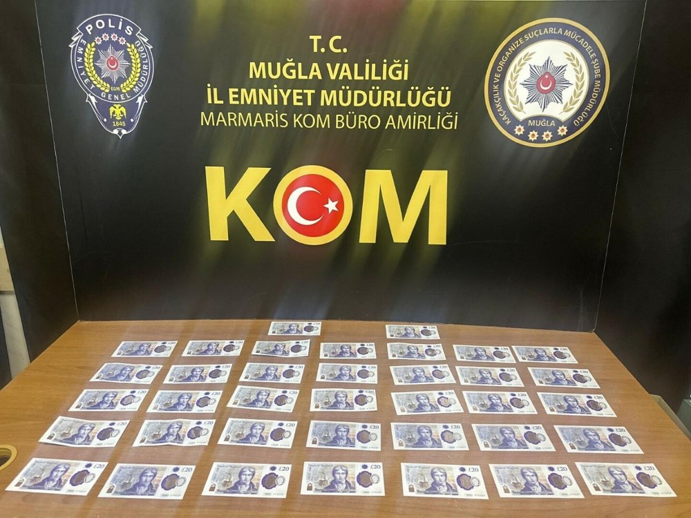 Sahte dövizle alışveriş yapan turist, sınır dışı edildi